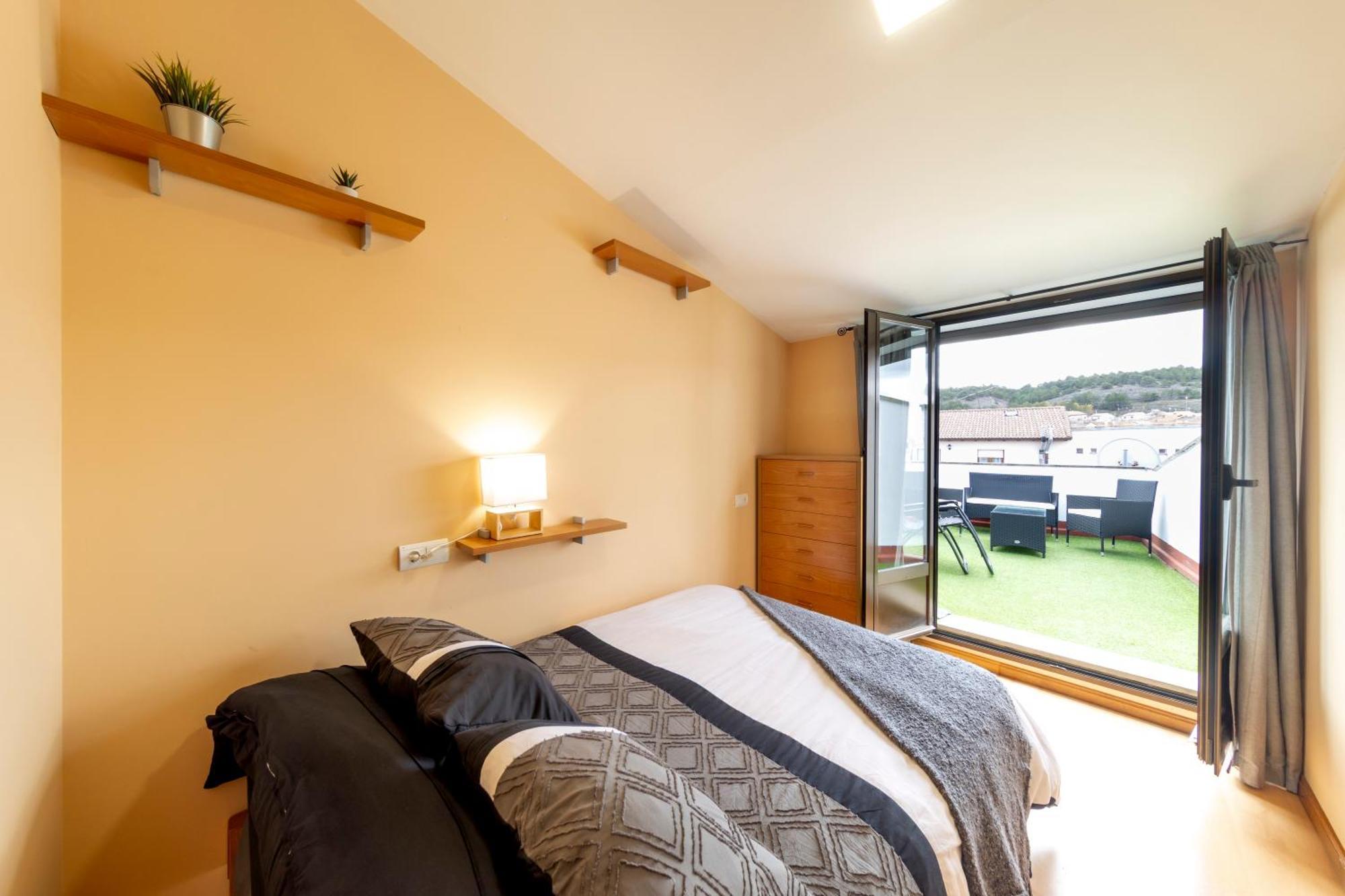 Atico Duplex Calle Mayor 厄尔·布尔戈·德·奥斯马 外观 照片