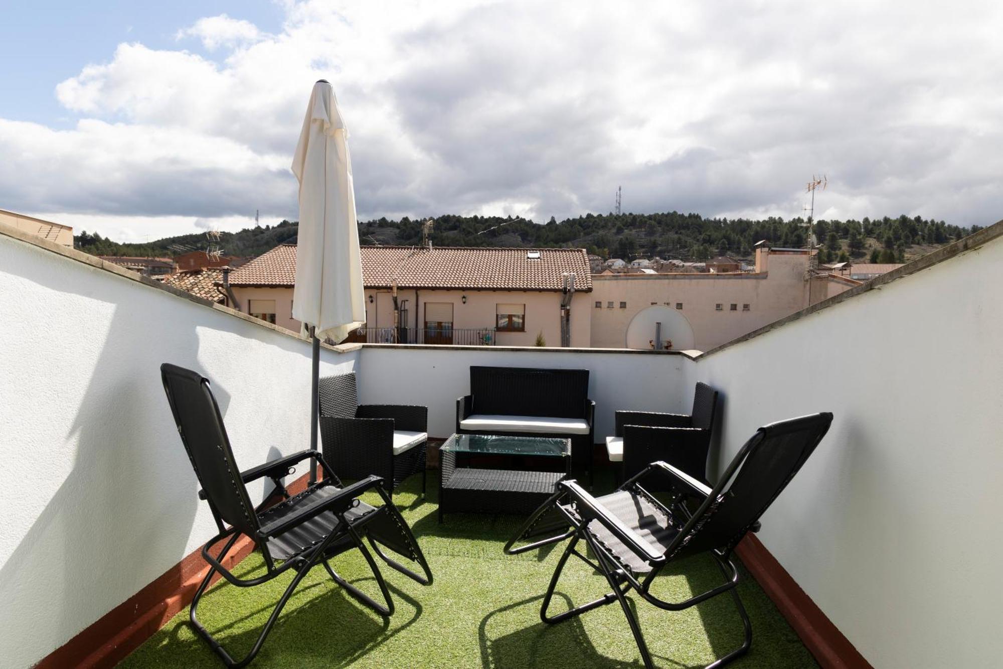 Atico Duplex Calle Mayor 厄尔·布尔戈·德·奥斯马 外观 照片