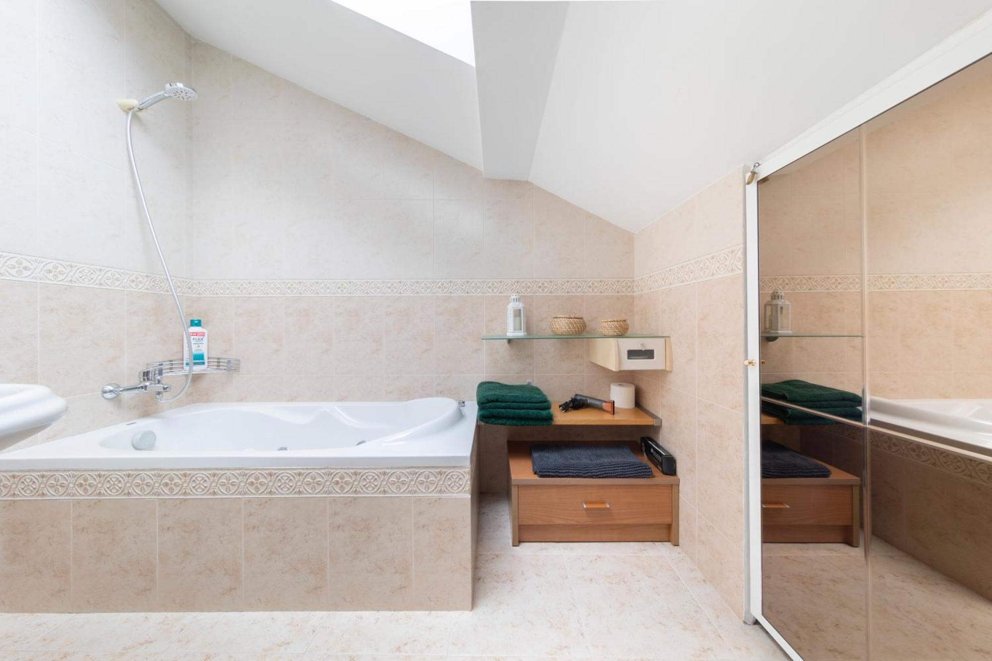 Atico Duplex Calle Mayor 厄尔·布尔戈·德·奥斯马 外观 照片